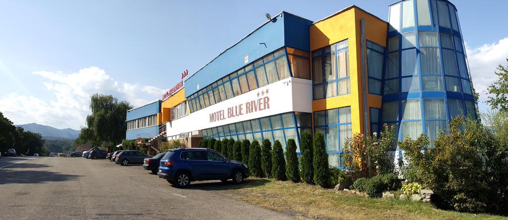 Motel Blue River Călimăneşti المظهر الخارجي الصورة